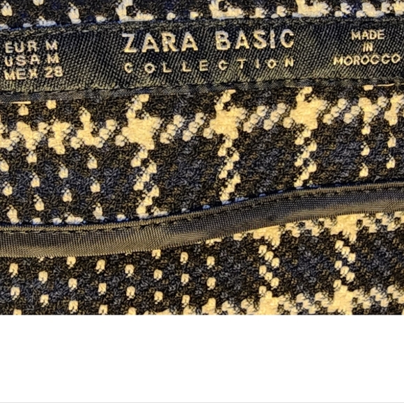 Zara Basic Collection Skirt will full Zipper in front, Pockets, Size Med - Picture 6 of 12